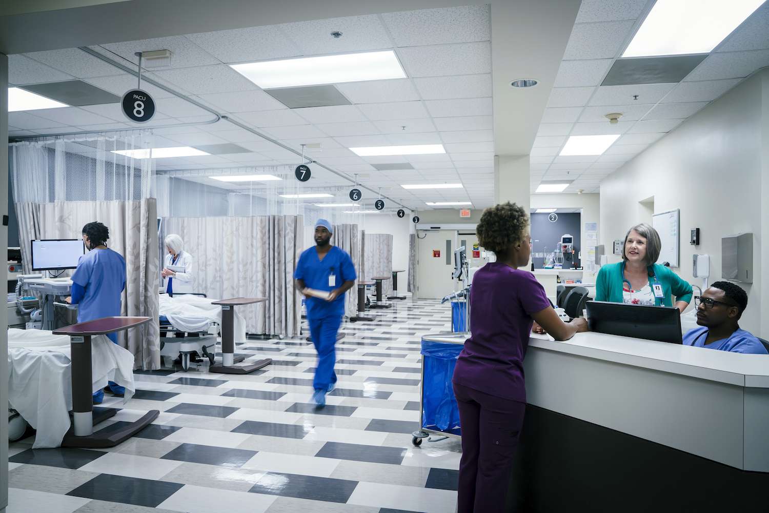 Hire the right Hospital security service by swift guard security CA.